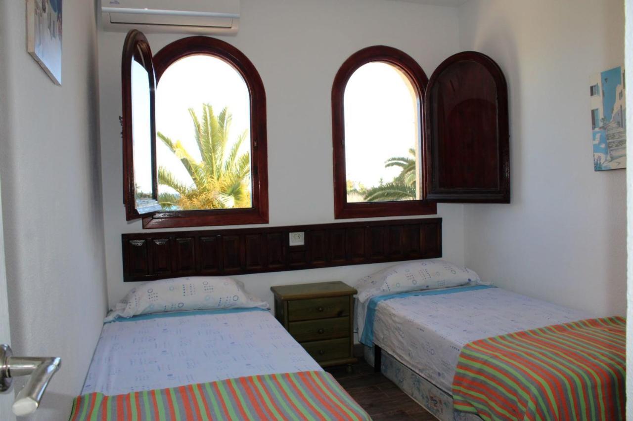 Bungalo En Primera Linea De La Playa El Campello Εξωτερικό φωτογραφία