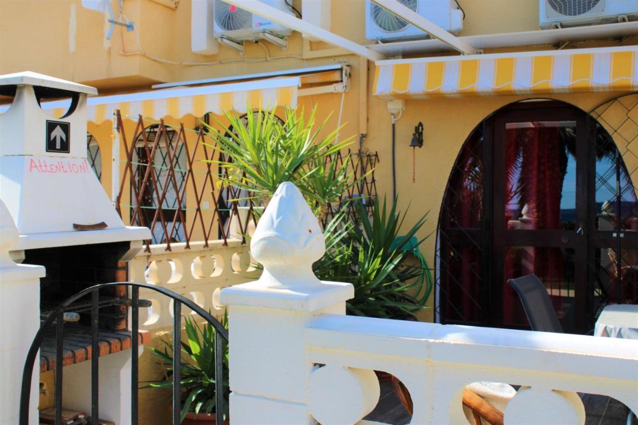 Bungalo En Primera Linea De La Playa El Campello Εξωτερικό φωτογραφία