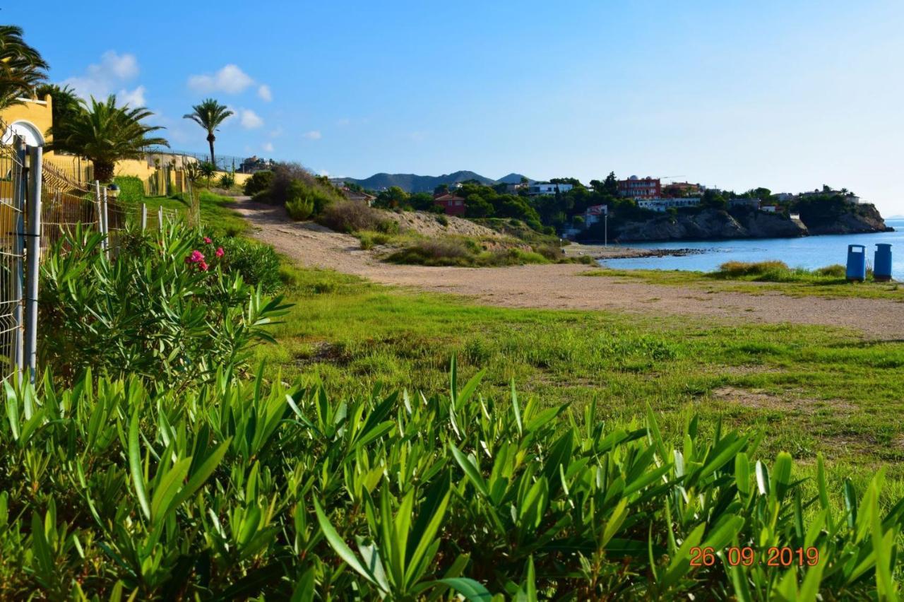 Bungalo En Primera Linea De La Playa El Campello Εξωτερικό φωτογραφία