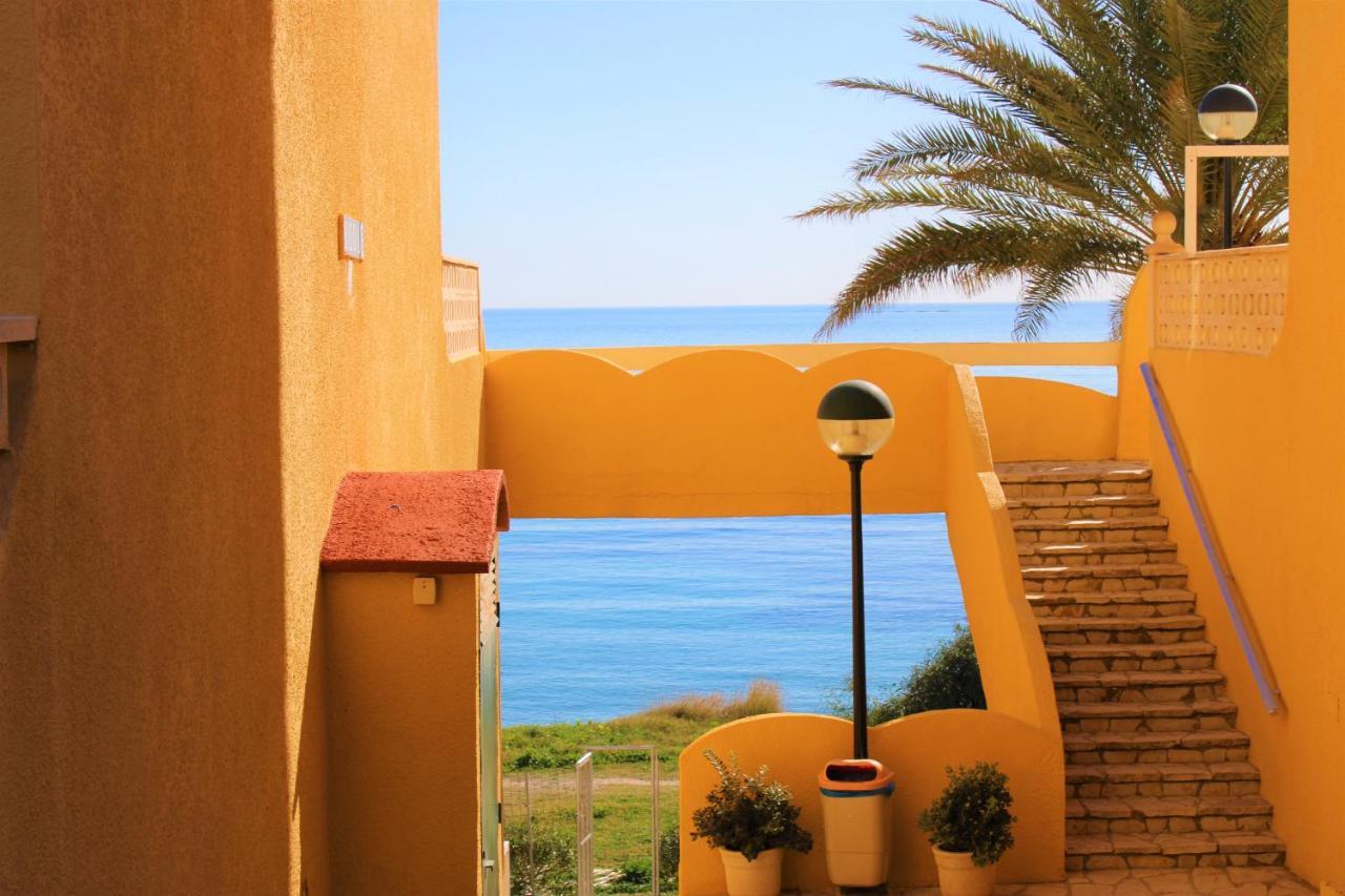 Bungalo En Primera Linea De La Playa El Campello Εξωτερικό φωτογραφία