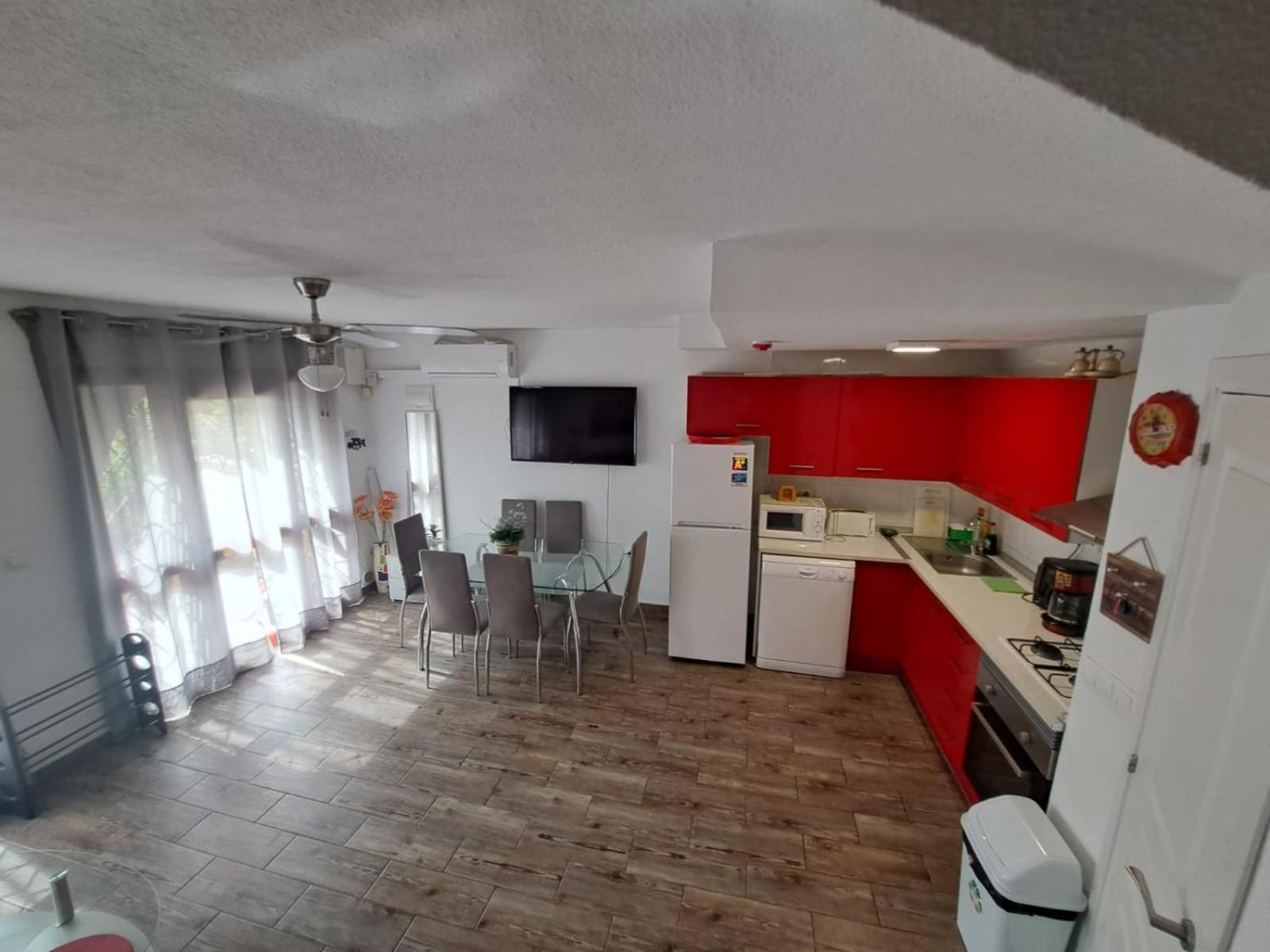 Bungalo En Primera Linea De La Playa El Campello Εξωτερικό φωτογραφία